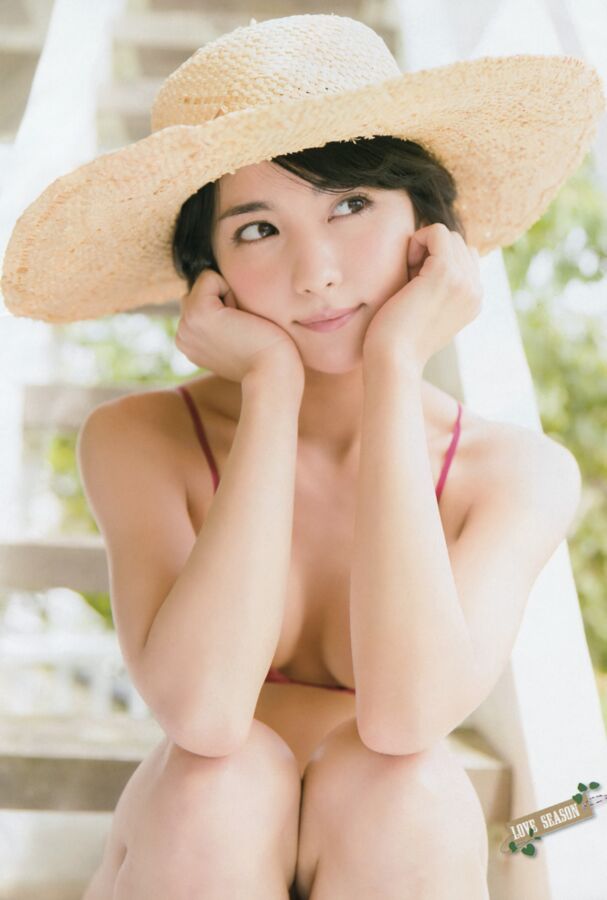 Free porn pics of Petite bikini idol Ishikawa Ren 4 of 97 pics