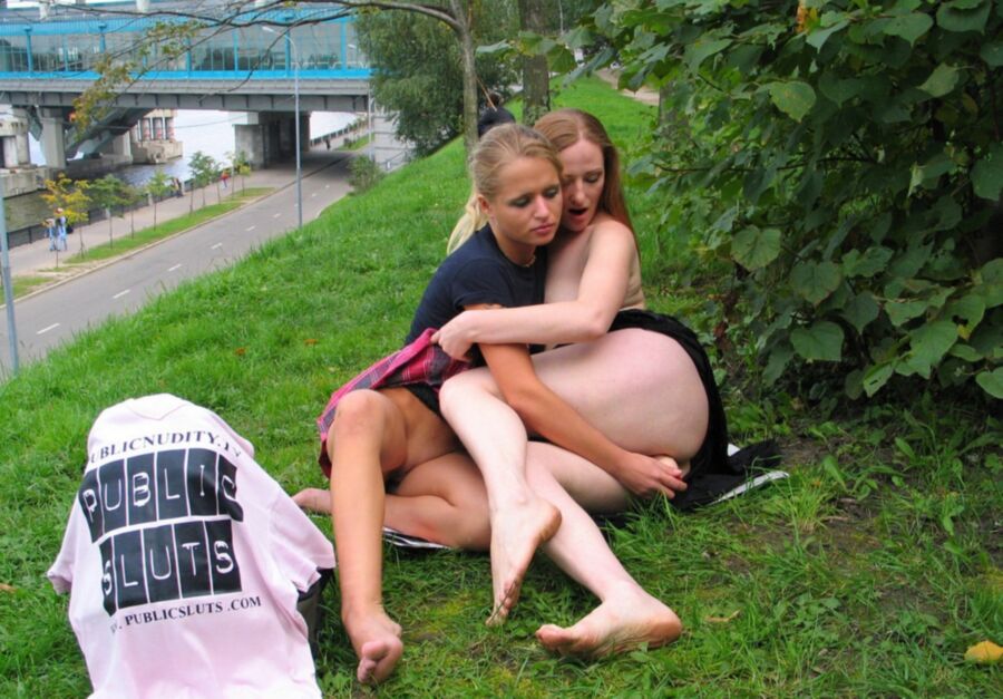 Free porn pics of I love to masturbate to pics of barefoot sluts(Anastasiya,Elena) 18 of 204 pics