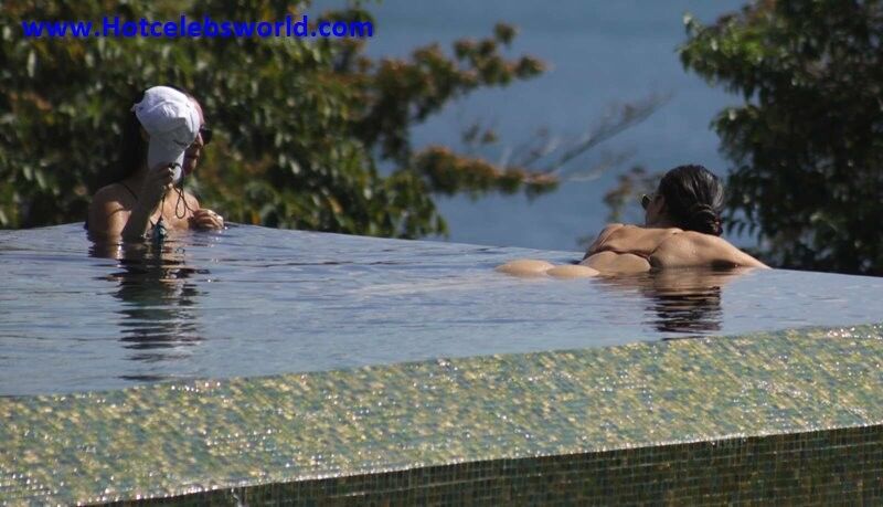 Free porn pics of Kim Kardashian in Bikini at Costa Rica 3 of 13 pics