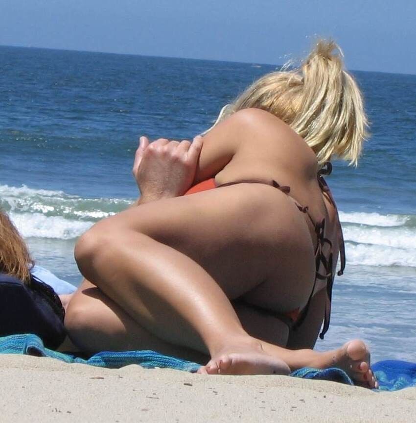 Free porn pics of Sexy bikini blonde 9 of 24 pics