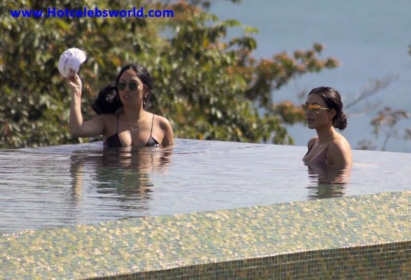 Free porn pics of Kim Kardashian in Bikini at Costa Rica 2 of 13 pics