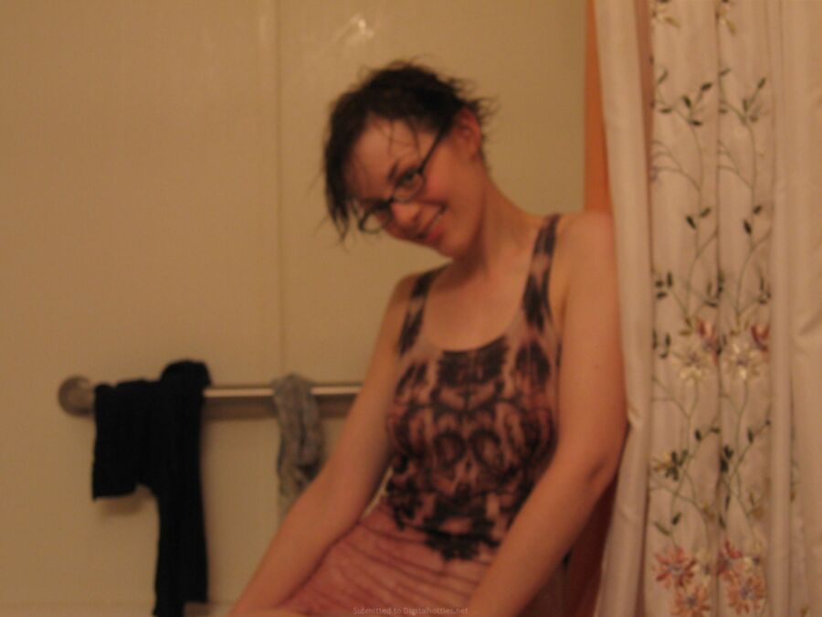 Free porn pics of Hairy Nerdy Amateur 17 of 71 pics