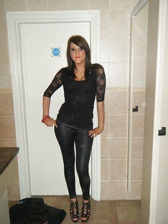 Free porn pics of wetlook shiny leggings, got a favourite photo pm me with it 10 of 75 pics