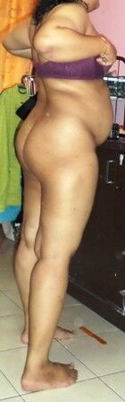 Free porn pics of Pelacur murahan melayu ... malay cheap whore 2 of 10 pics