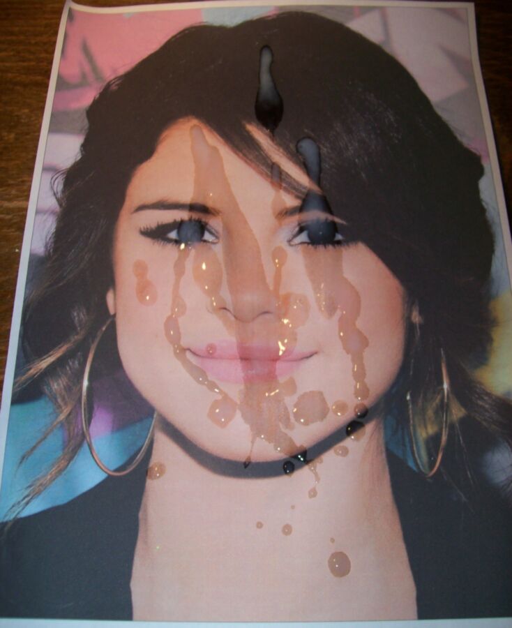 Free porn pics of Selena Gomez tributes 8 of 72 pics