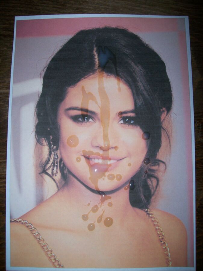 Free porn pics of Selena Gomez tributes 24 of 72 pics