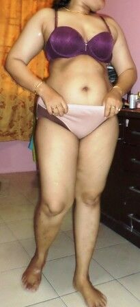 Free porn pics of Pelacur murahan melayu ... malay cheap whore 7 of 10 pics