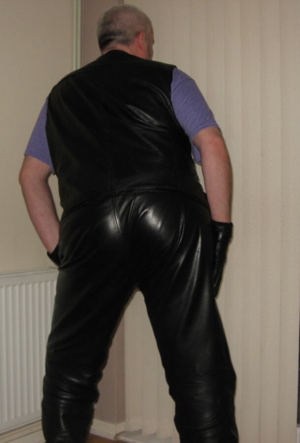 Free porn pics of Leather I am wearing today 4 of 7 pics