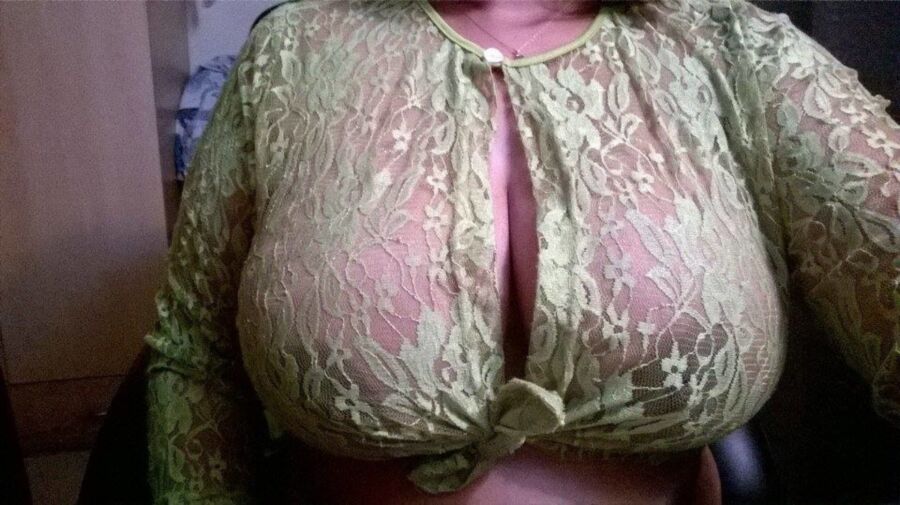 Free porn pics of Indian Busty Wife 10 of 568 pics