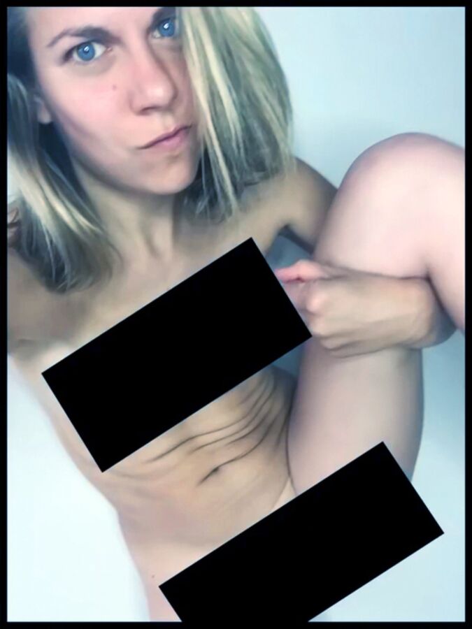 Free porn pics of Ali Spagnola - Nude Selfies! 4 of 12 pics