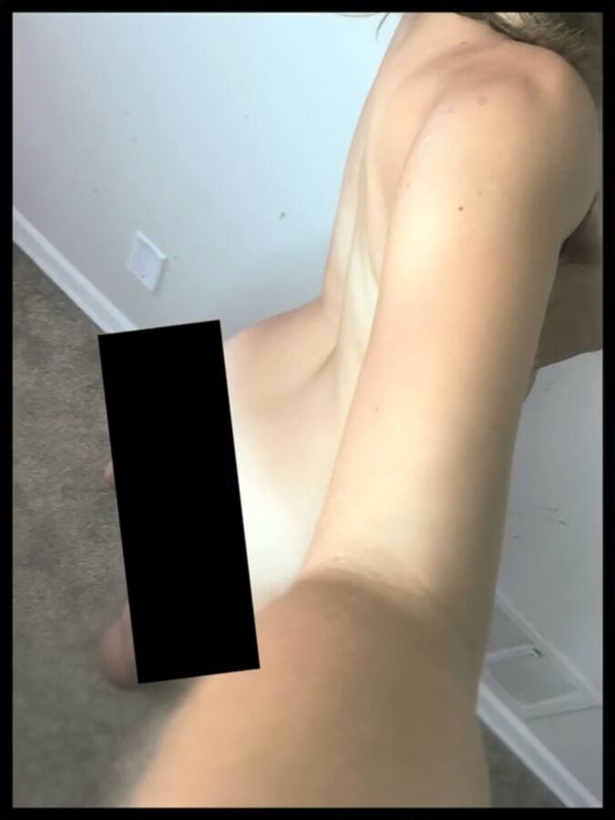 Free porn pics of Ali Spagnola - Nude Selfies! 5 of 12 pics