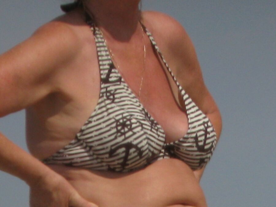 Free porn pics of Two grannies on a beach 6 of 101 pics