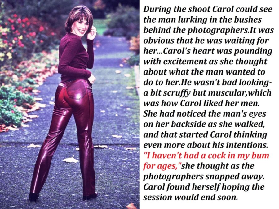 Free porn pics of Carol Smillie-A walk in the park. 3 of 8 pics