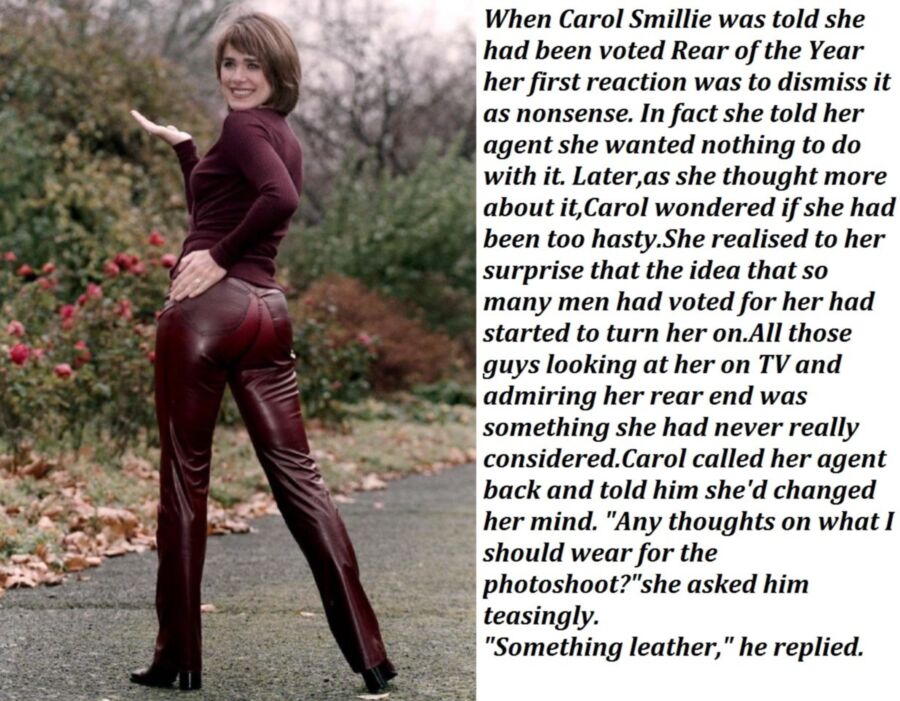 Free porn pics of Carol Smillie-A walk in the park. 1 of 8 pics