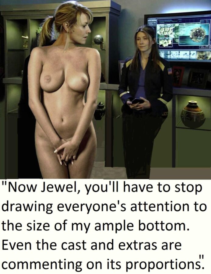 Free porn pics of Graphic novel Amanda Tapping saves SGA 23 of 131 pics