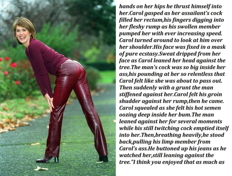 Free porn pics of Carol Smillie-A walk in the park. 7 of 8 pics