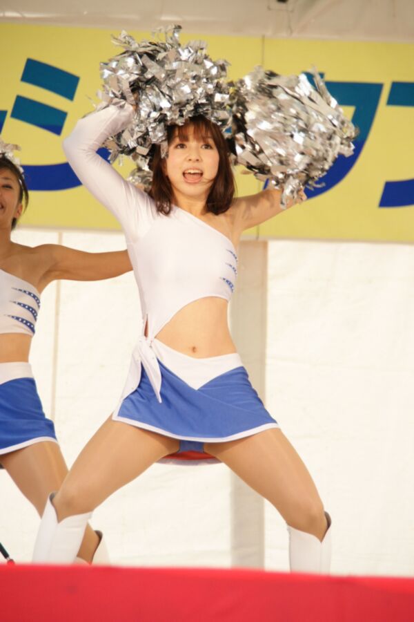 Free porn pics of cheerleader japanese 8 of 10 pics