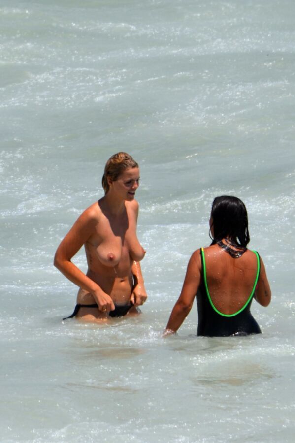 Free porn pics of ......TOPLESS BEACH TEENS,,...BEST EVER.. 12 of 43 pics