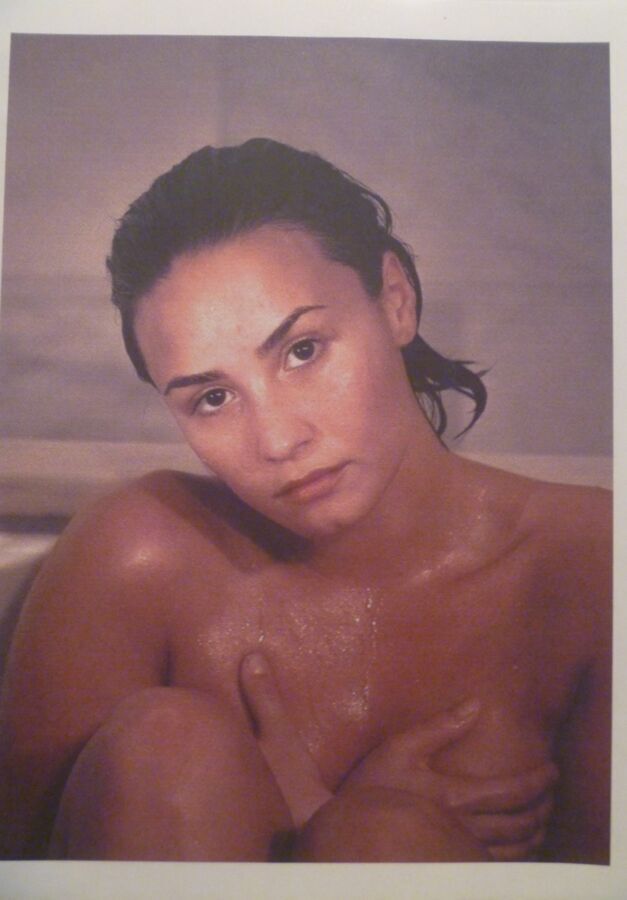 Free porn pics of Demi Lovato Makes Me CUM 1 of 8 pics