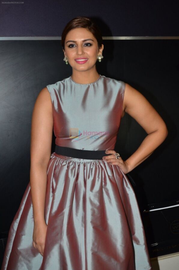 Free porn pics of Huma Qureshi Beautiful, Curvy and Plump Indian Bollywood Celeb 24 of 240 pics