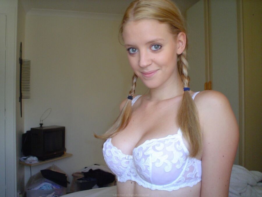 Free porn pics of Hot NN Blonde Poser 5 of 38 pics