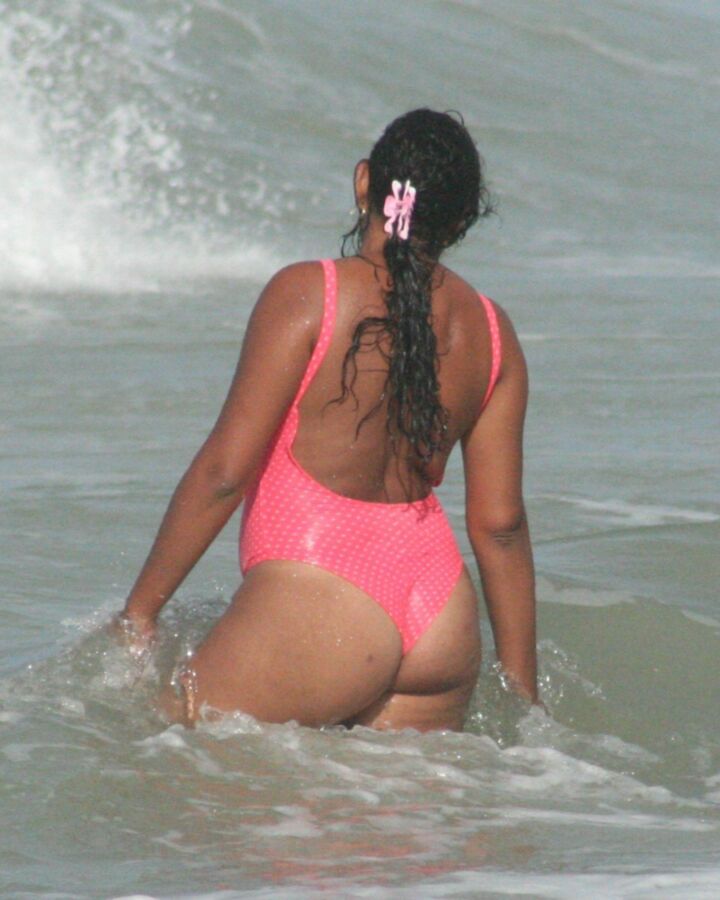 Free porn pics of Chubby Women on a beach 3 of 8 pics