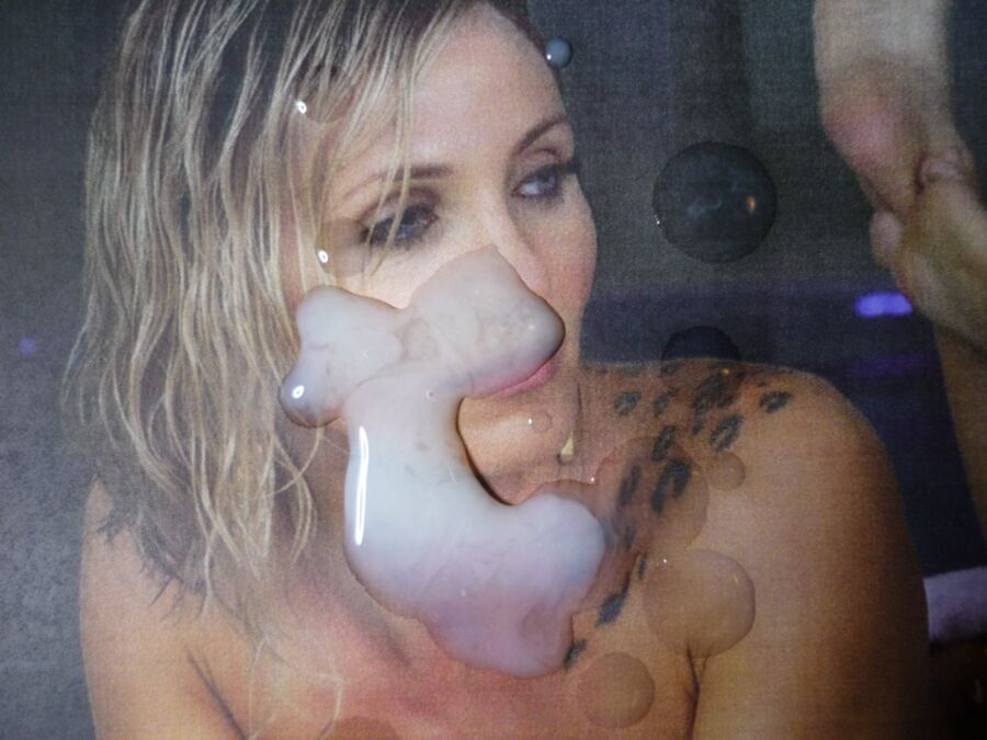 Free porn pics of Cameron Diaz - Cum on her face 2 of 15 pics