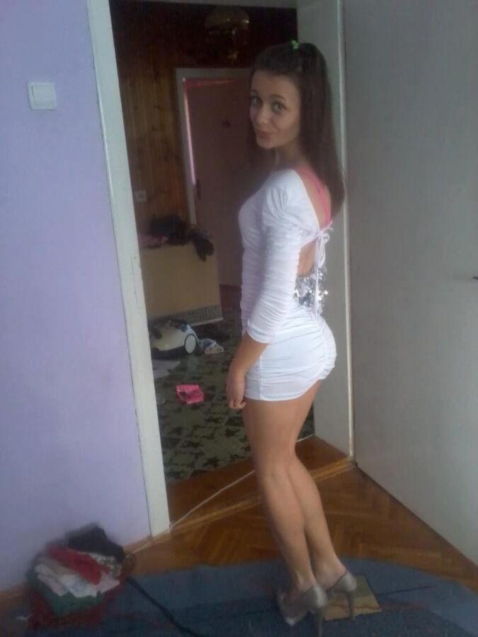Dorm girls strip Mtv next girl peeing full episode