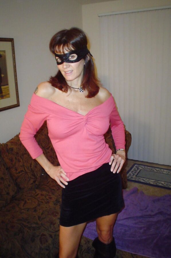 Free porn pics of ANNIE - HORNY MILF FROM KENTUCKY  18 of 105 pics