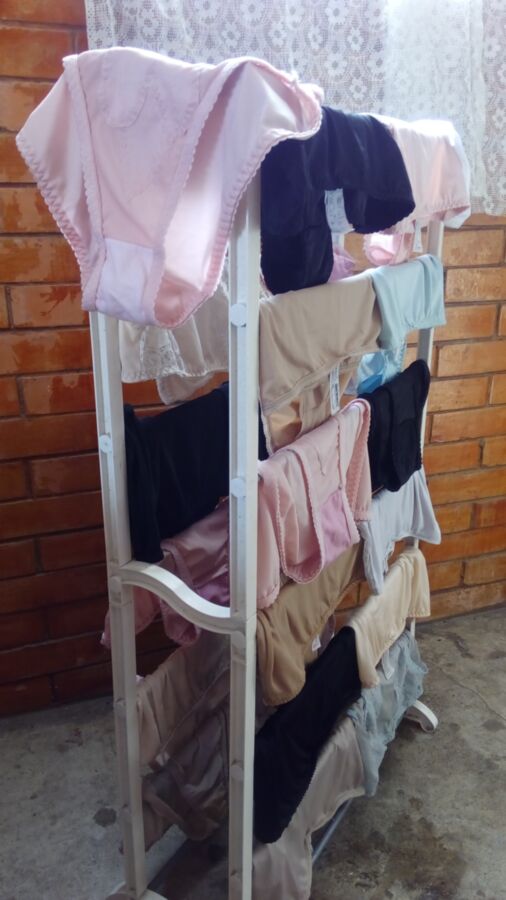Free porn pics of Laundry Day 4 of 4 pics