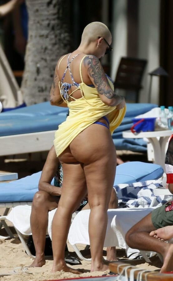 Free porn pics of Amber Rose thick ass again at the beach 3 of 10 pics
