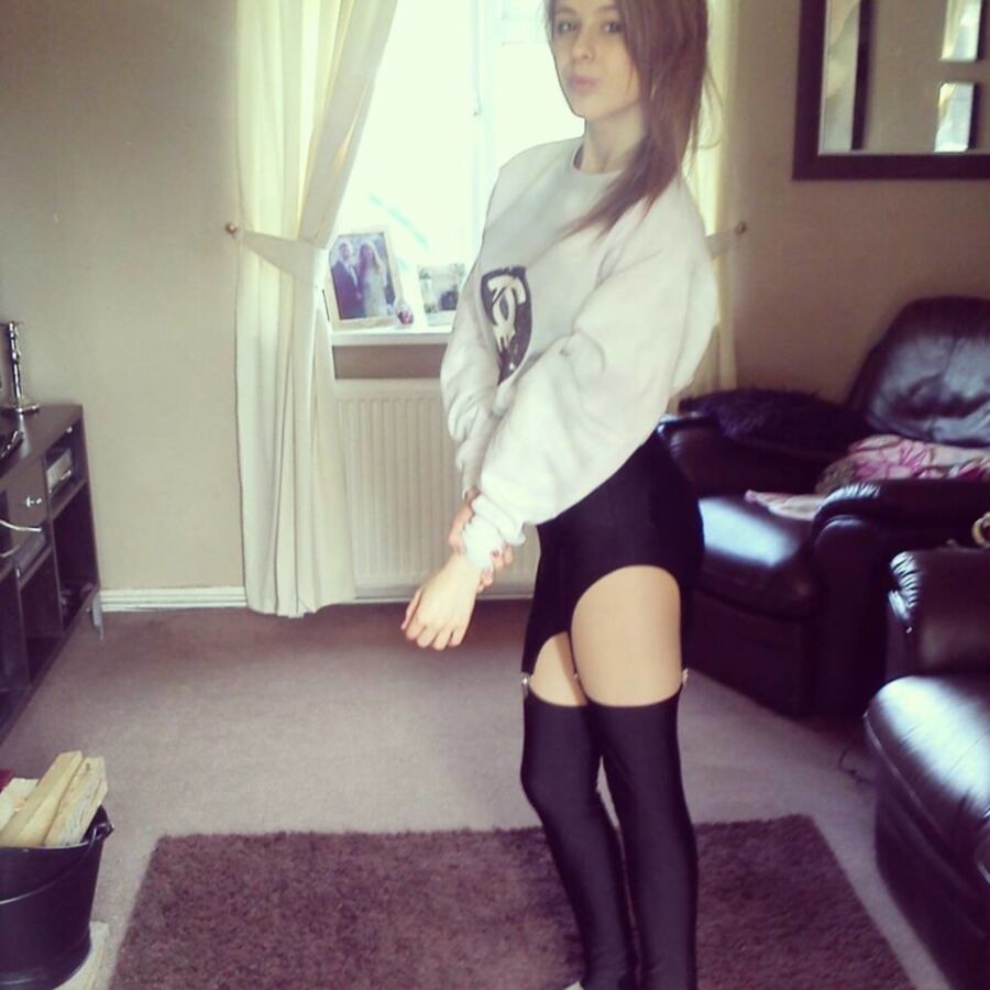 Free porn pics of British Teen Chav in Slutwear - Ultimate Fucktoy for cum 4 of 54 pics