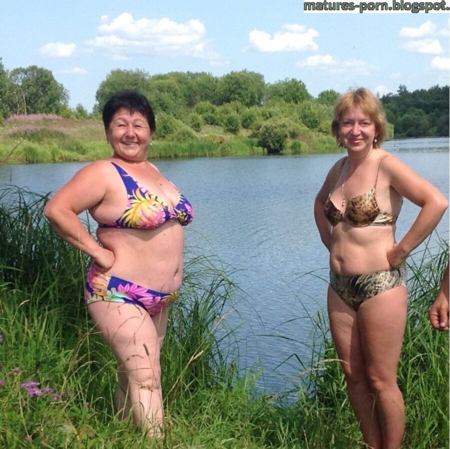 Free porn pics of Grannies and matures in bikiny 6 of 19 pics