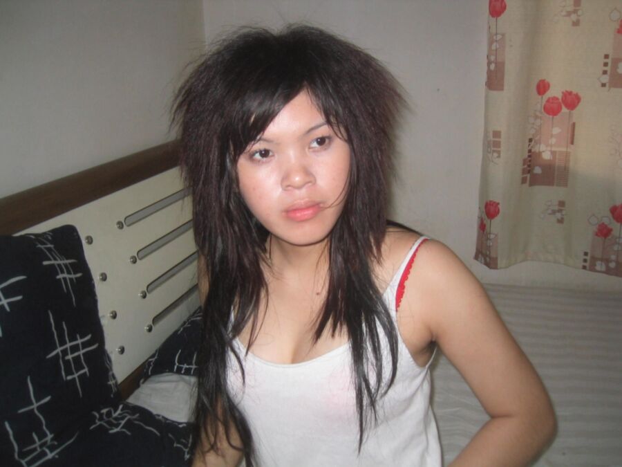 Free porn pics of Spread hairy chinese hooker 12 of 58 pics