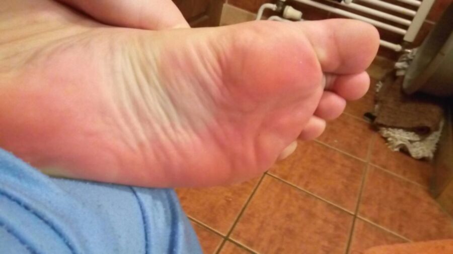 Free porn pics of Lucy - soles for everything 8 of 12 pics