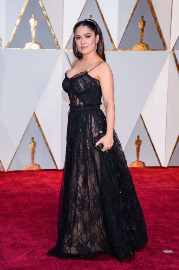 Free porn pics of Salma Hayek @  Academy Awards 9 of 22 pics