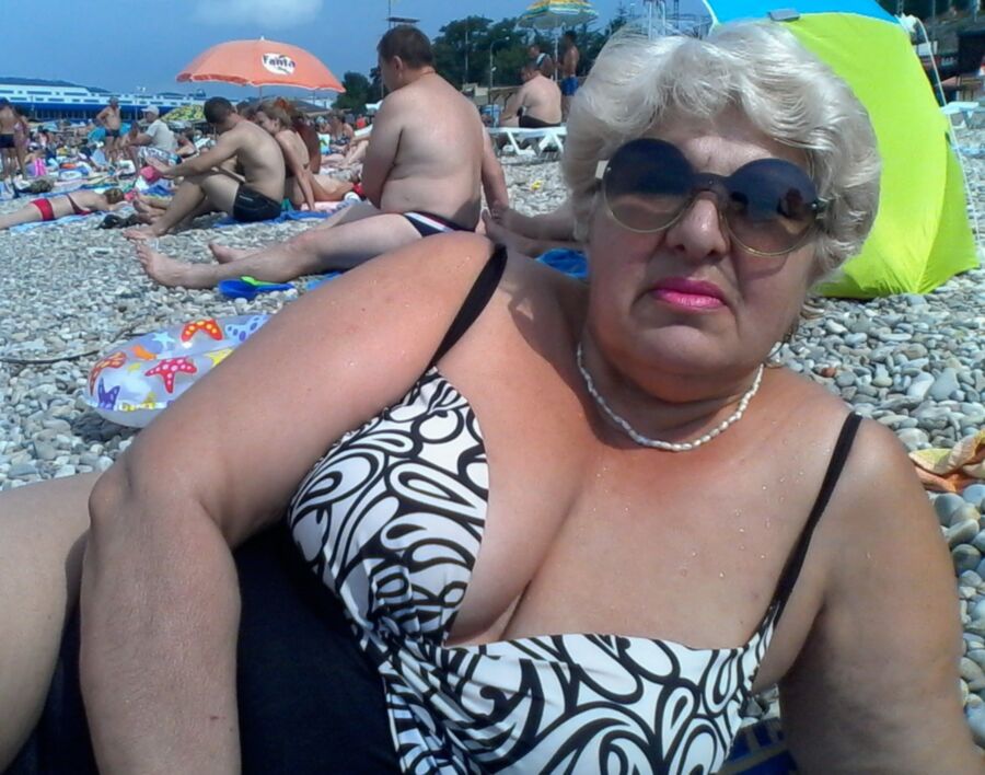 Free porn pics of Grannies and matures in bikiny 10 of 19 pics