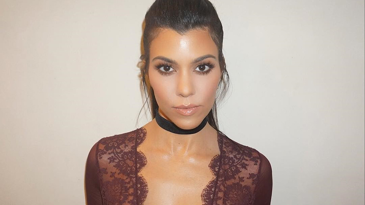 Free porn pics of Kourtney Kardashian - Sheer Blouse 1 of 17 pics