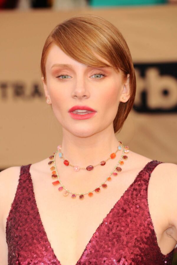 Free porn pics of Bryce Dallas Howard - Hot, Curvy and Sexy Hollywood Celeb 18 of 250 pics