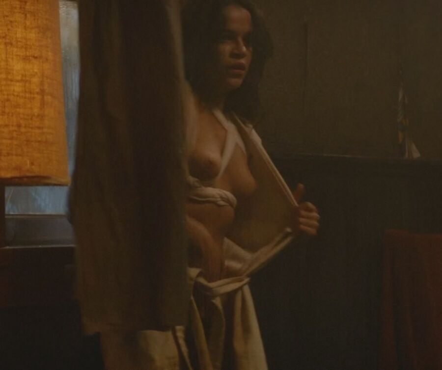 Free porn pics of Michelle Rodriguez - Hairy 1 of 7 pics