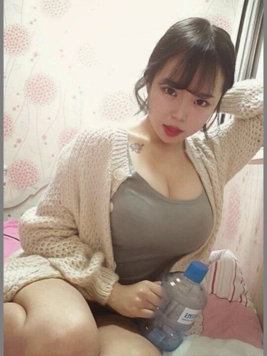 Free porn pics of Big titted Korean whore Vanessa for degrade 8 of 32 pics