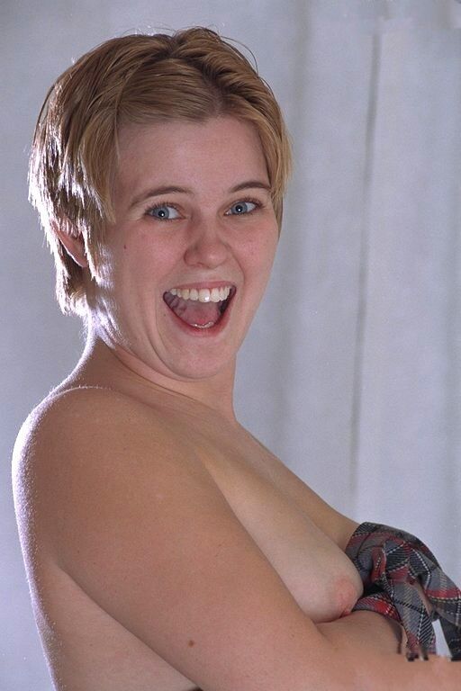 Free porn pics of SHORTHAIRED HAIRY BRITISH CUNT - RARE OLDER WEB FILES 2 of 18 pics