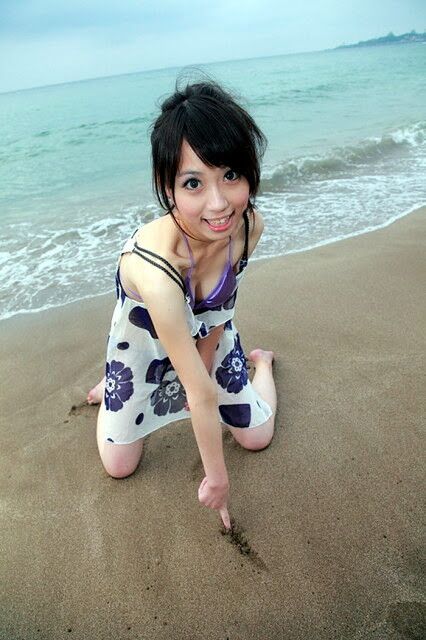 Free porn pics of Super Cute Taiwanese idol group “黑Girl” member Kira’s lo 12 of 19 pics