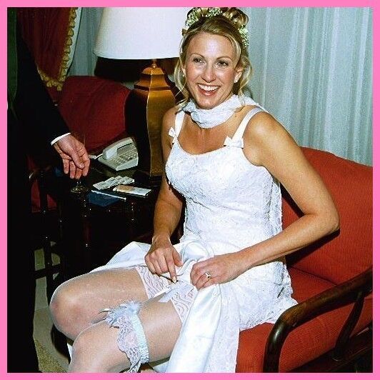 Free porn pics of CH wedding from freesexdate.org 5 of 10 pics