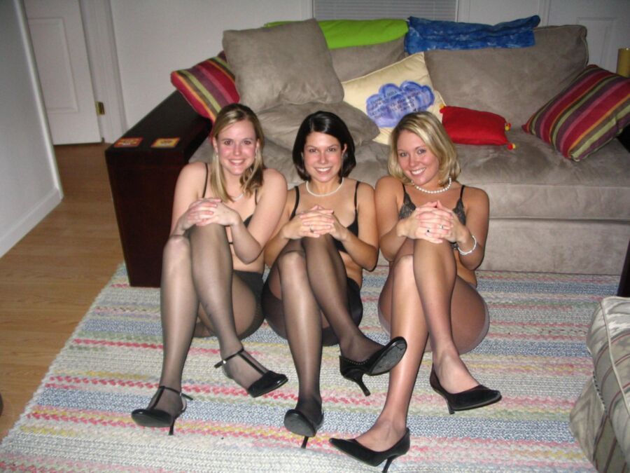 Free porn pics of more of those older sexy ladies in pantyhose 12 of 100 pics
