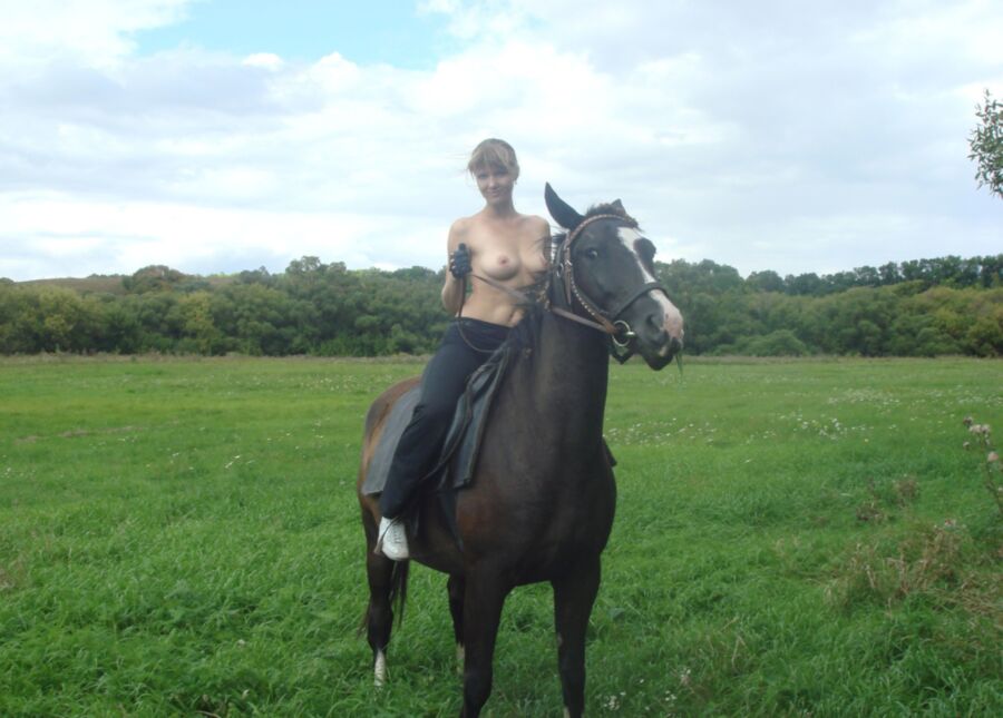 Free porn pics of Teen nude horse-riding 15 of 49 pics