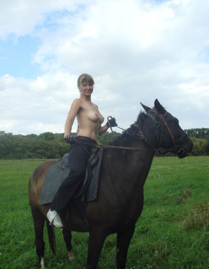 Free porn pics of Teen nude horse-riding 14 of 49 pics