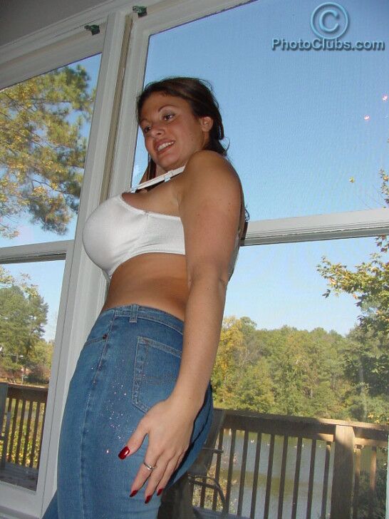 Free porn pics of Crystal Gunns white bra and jeans 3 of 49 pics