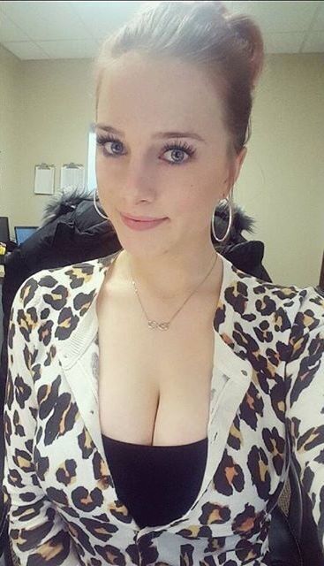Free porn pics of @tay.michele Big tits boobs Big-bosomed SELFIE QUEEN 10 of 70 pics