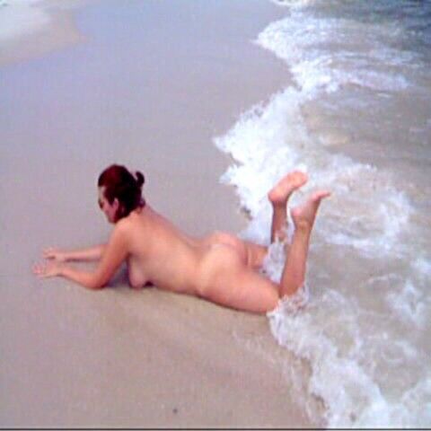 Free porn pics of Jill Nudewife on the beach 2 of 20 pics